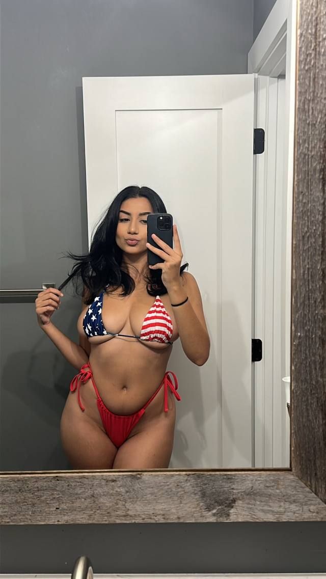 (702) 661-7312 HOT WET💦 PUSSY AVAILABLE 👅💦FOR HOOKUP 🔥BOTH INCALL AND OUTCALL & CAR 🚘 FUN 🤩🍑👅 - Image 3